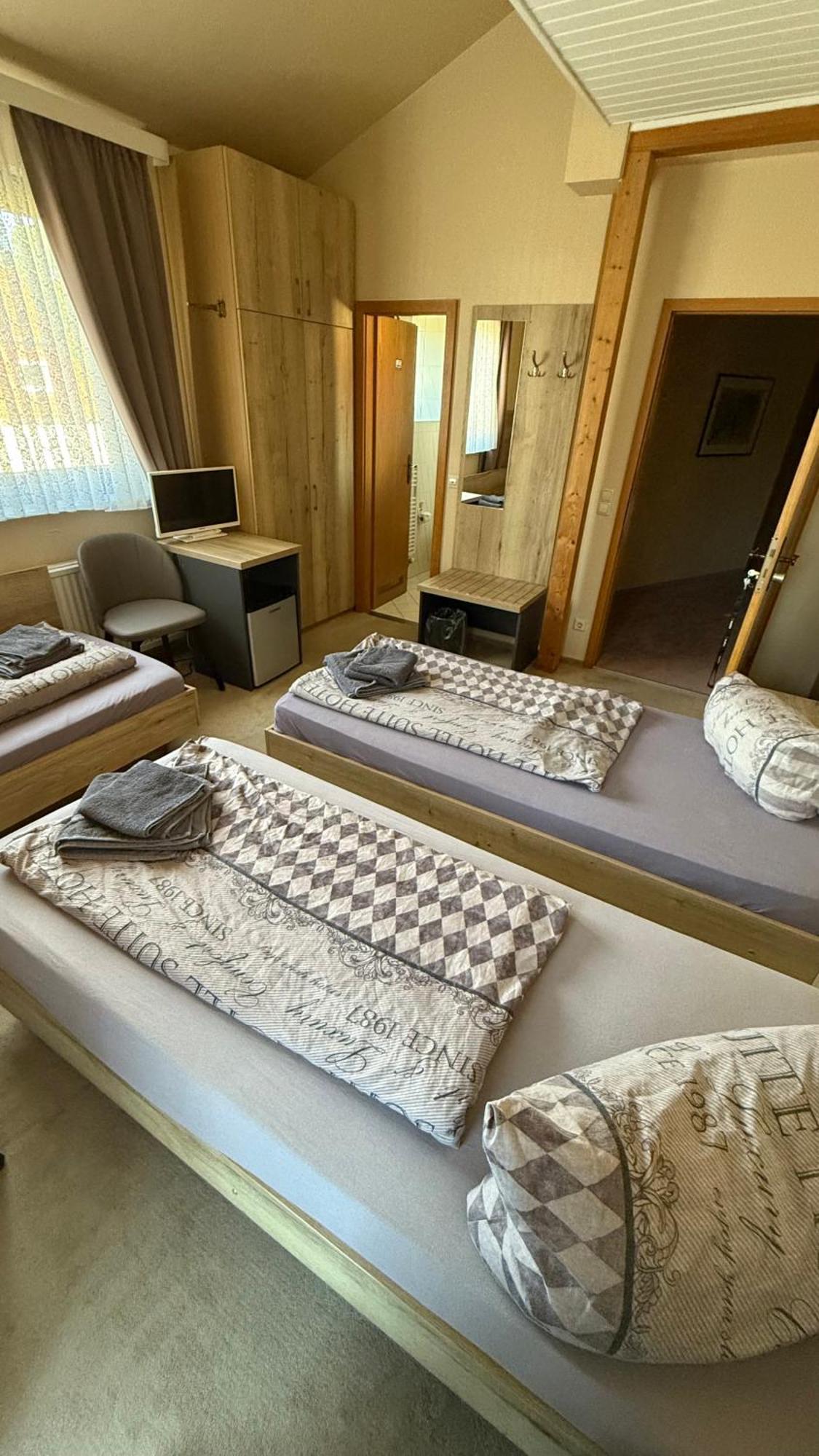 Hotel Pension Pamina Berlijn Buitenkant foto